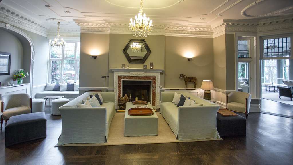 Merchants Manor Hotel